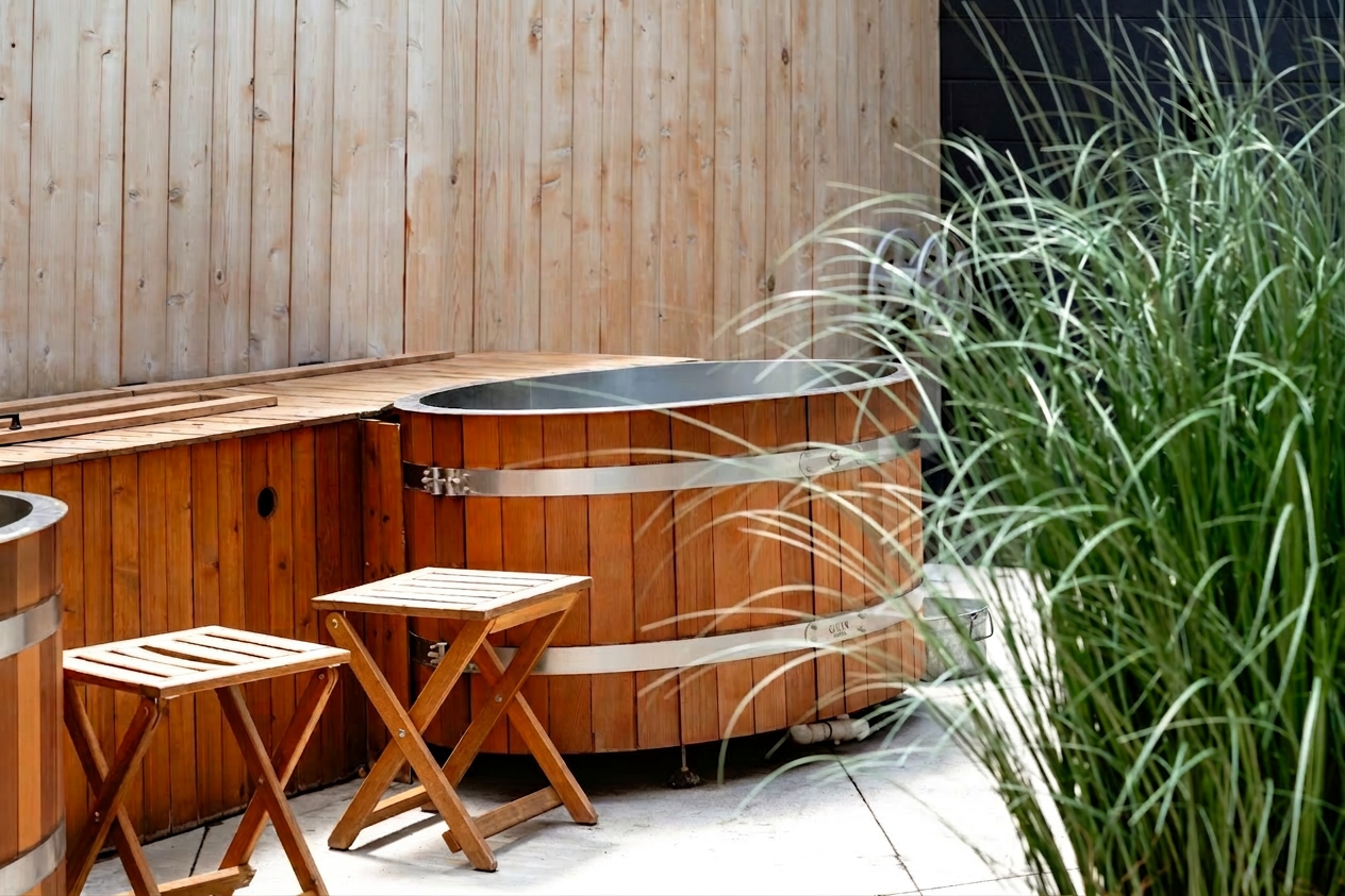 Traverse recovery space — cedar cold plunge and lounge